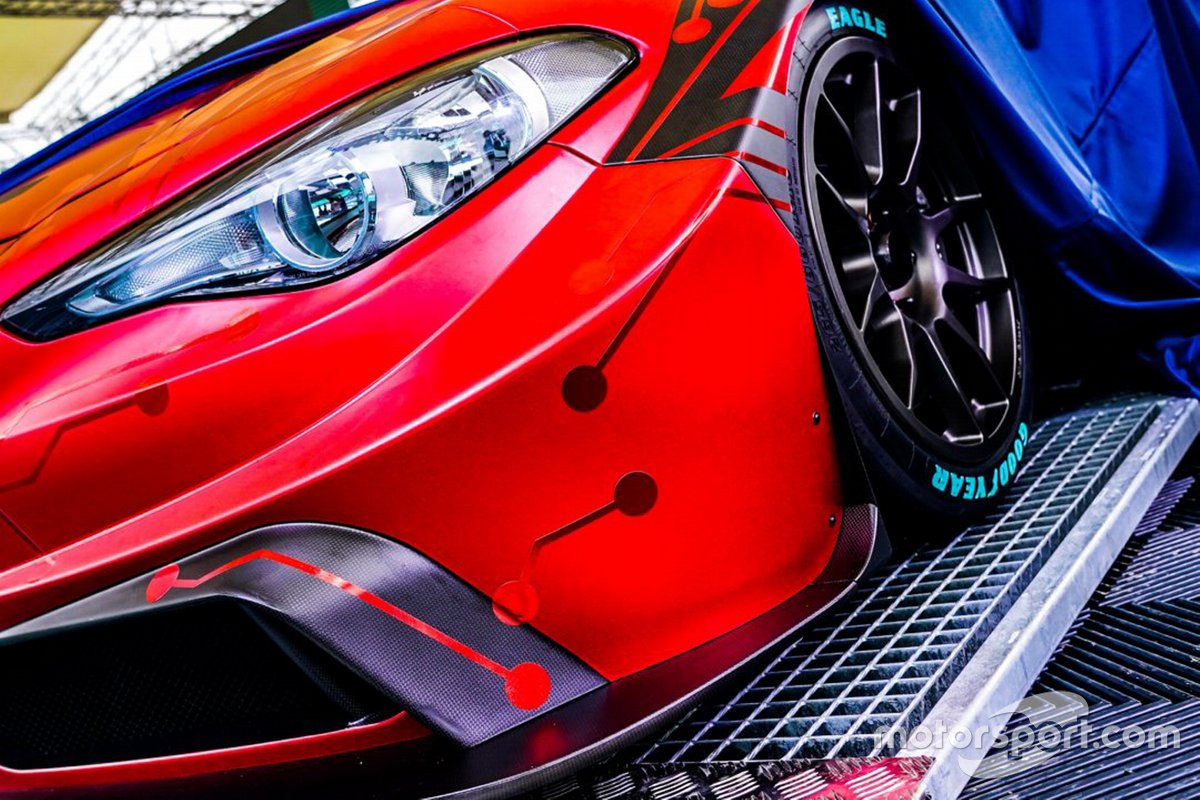 Alfa Romeo Giulia ETCR, Romeo Ferraris