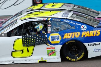 Chase Elliott, Hendrick Motorsports, Chevrolet Camaro NAPA Auto Parts, celebrates after winning the 2020 Nascar Cup Series Championship, Jimmie Johnson, Hendrick Motorsports, Chevrolet Camaro Ally