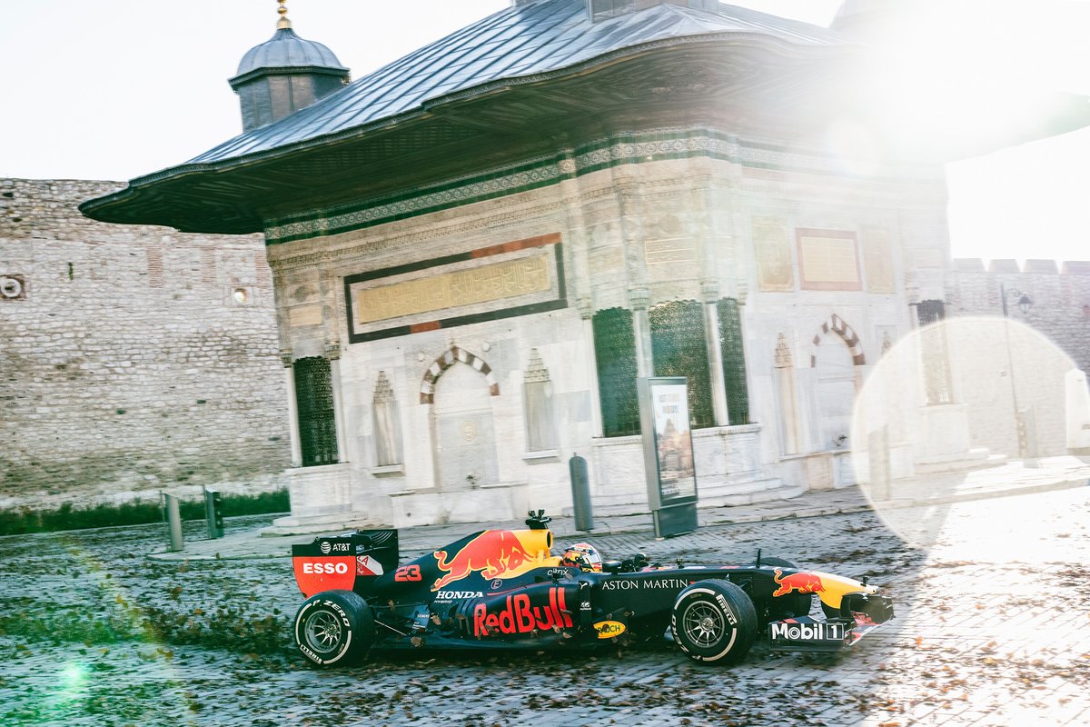 Alex Albon, Red Bull Racing