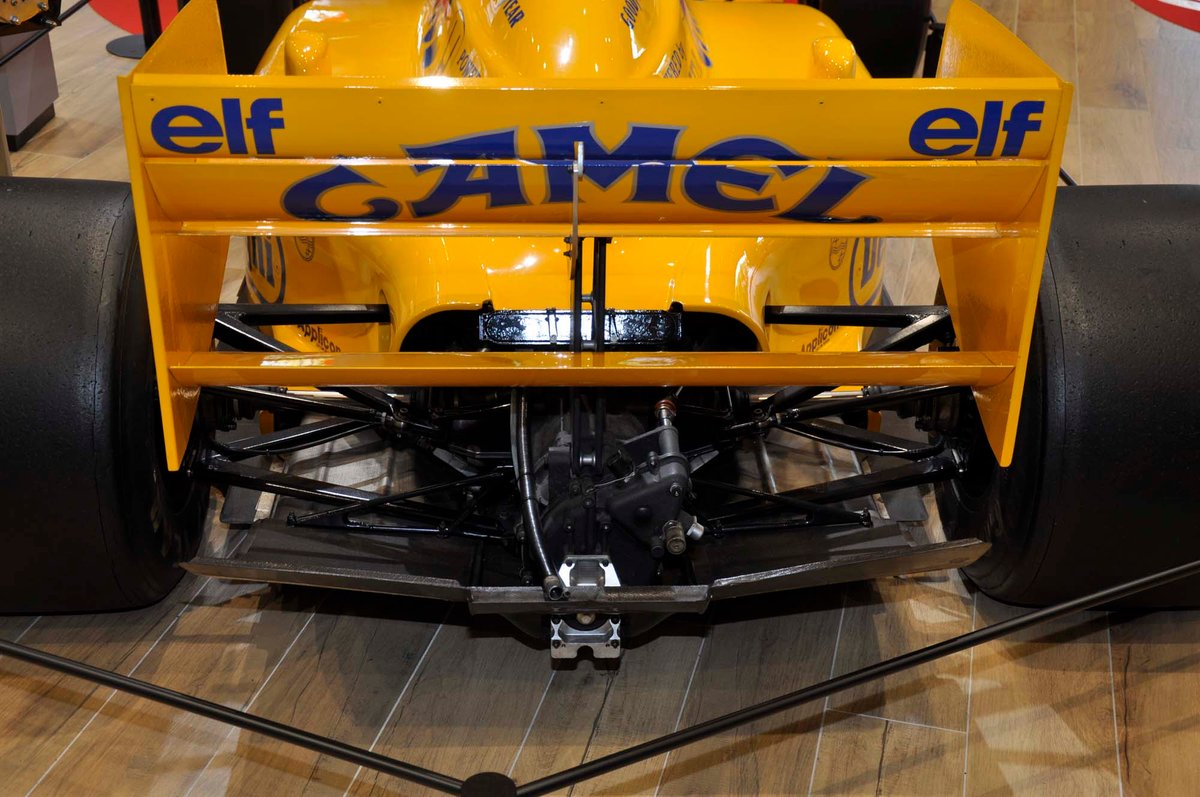Lotus 99T