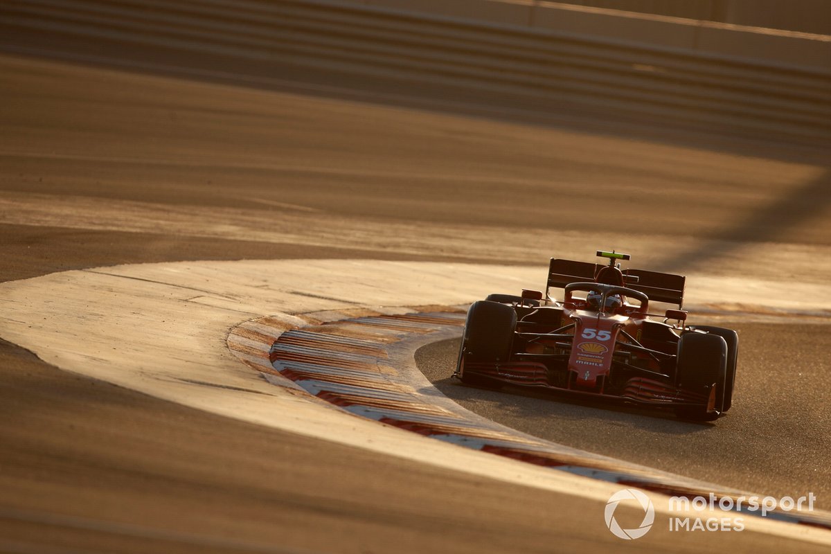 Carlos Sainz Jr., Ferrari SF21