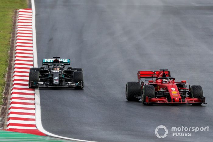 Sebastian Vettel, Ferrari SF1000, Lewis Hamilton, Mercedes F1 W11