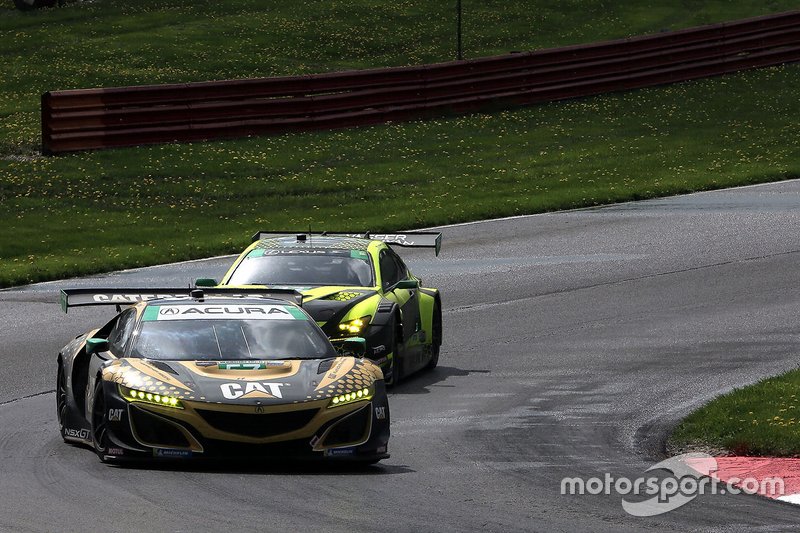 #57 Heinricher Racing w/Meyer Shank Racing Acura NSX GT3, GTD: Katherine Legge, Christina Nielsen