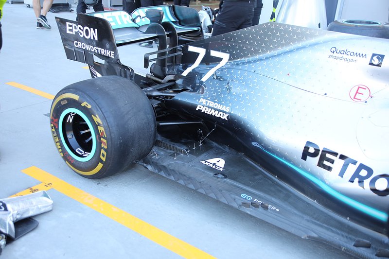 Valtteri Bottas, Mercedes AMG F1 W10 alerón trasero detalle