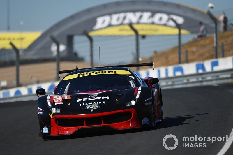 #61 Clearwater Racing Ferrari 488 GTE: Luis Perez Companc, Matthew Griffin, Matteo Cressoni