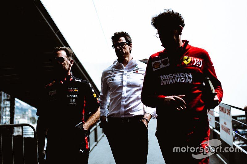 Christian Horner, Director de Red Bull, Toto Wolff, Director Ejecutivo de Mercedes AMG, Mattia Binotto, Director de Ferrari