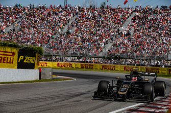 Kevin Magnussen, Haas VF-19