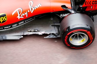 Hasarlı Charles Leclerc, Ferrari SF90