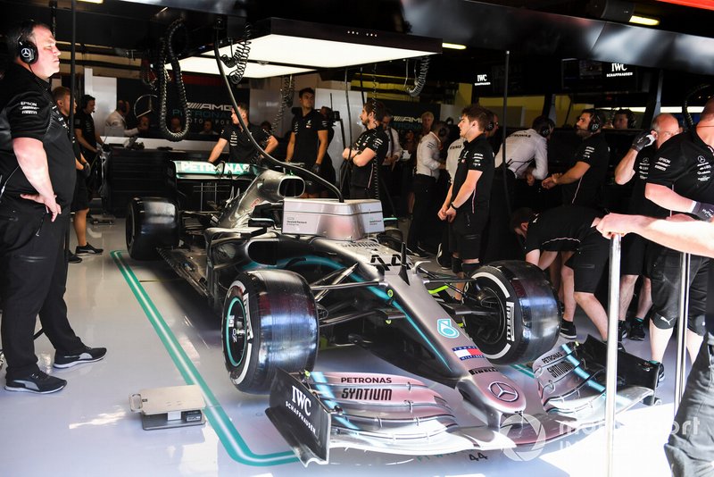 Lewis Hamilton, Mercedes AMG F1 W10, in the garage
