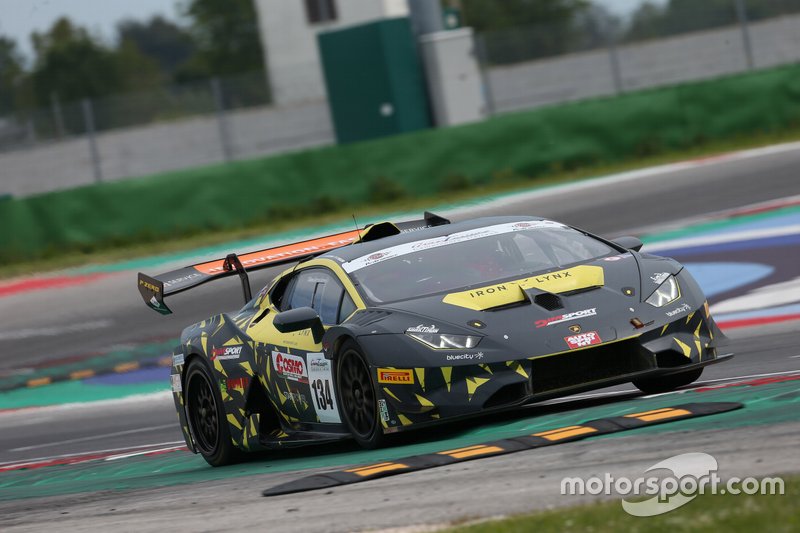 134 Lamborghini Huracan SuperTrofeo GT Light, Iron Linx: Paolino-Mantovani-Demarchi