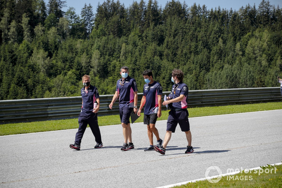 Sergio Perez, Racing Point cammina lungo il tracciato