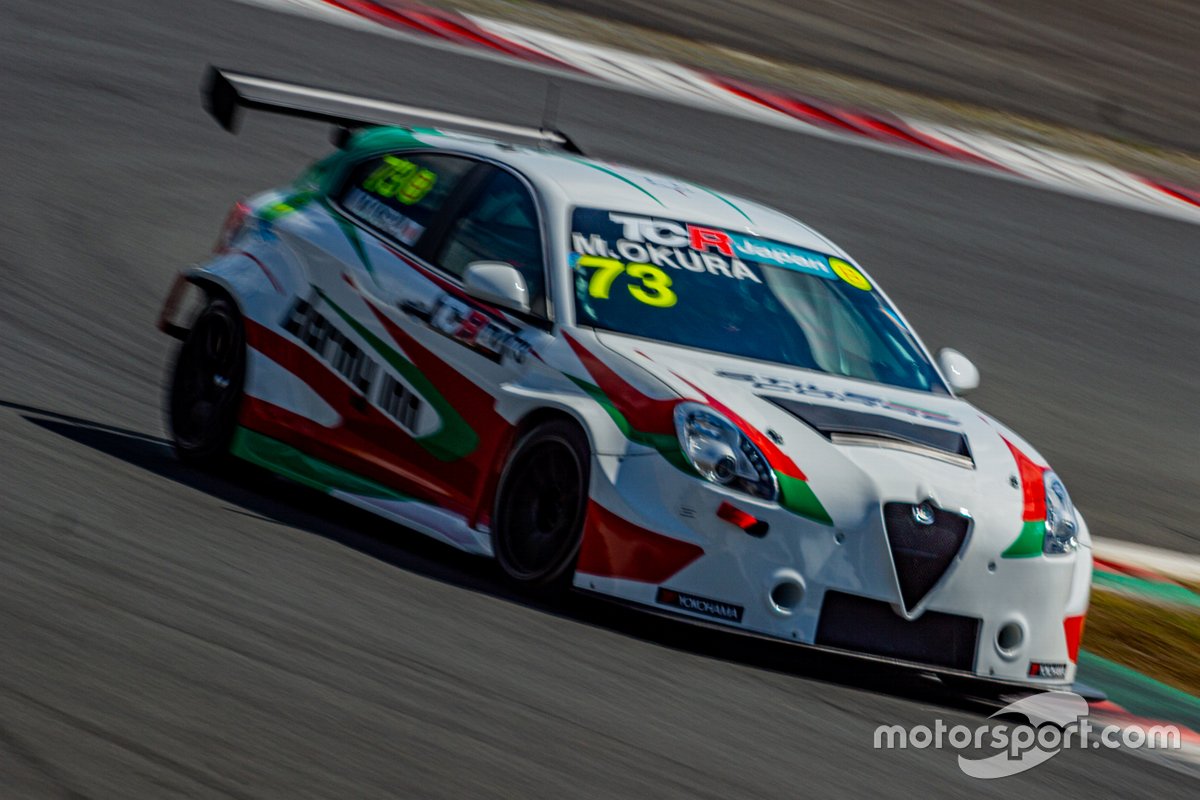 Mineki Okura, M-PROTOTYPING Team STILE CORSE, Alfa Romeo Giulietta Veloce TCR