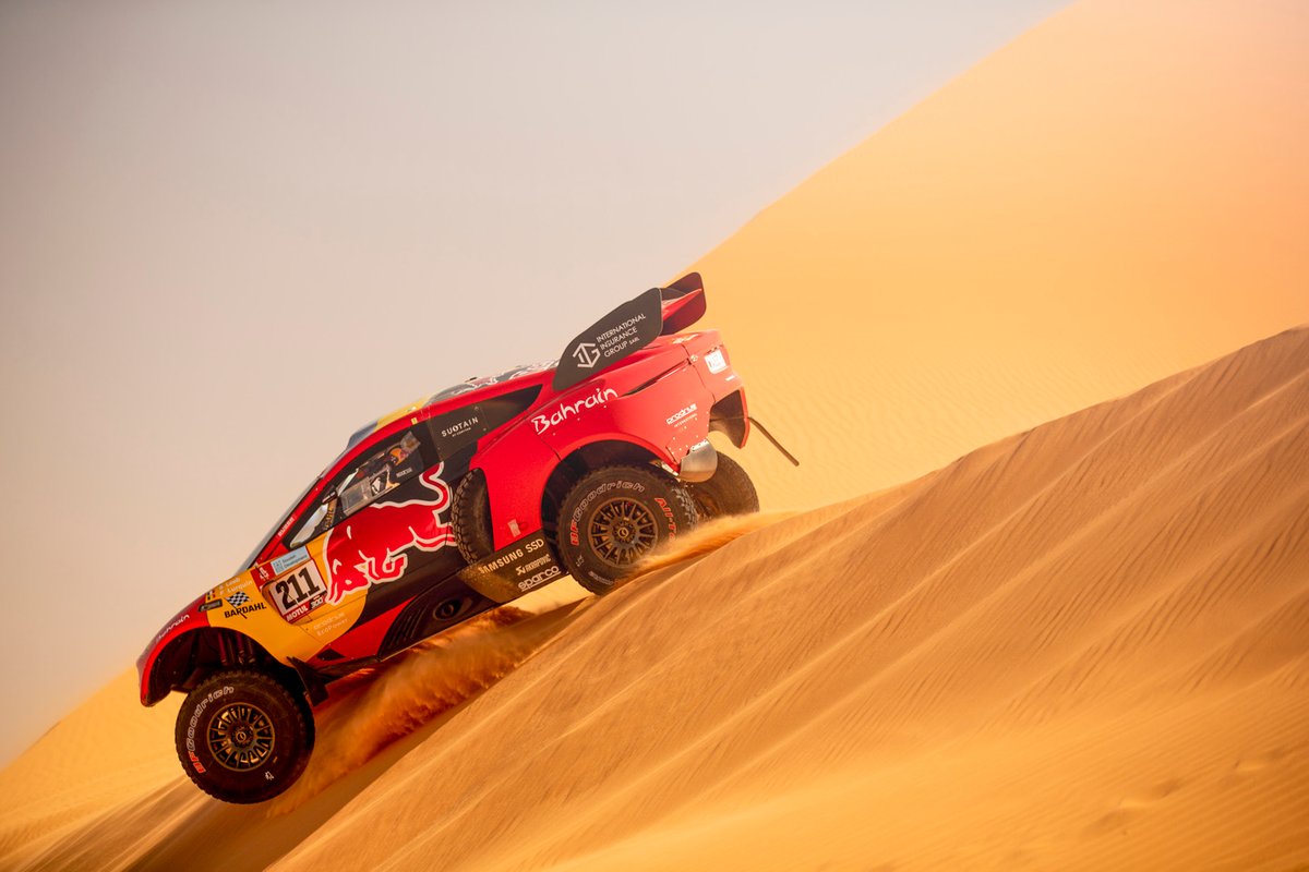 #211 Bahrain Raid Xtreme Prodrive: Sebastien Loeb, Fabian Lurquin
