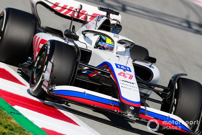 Mick Schumacher, Haas VF-22