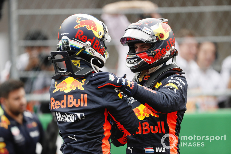 Daniel Ricciardo, Red Bull Racing, celebrates wit Max Verstappen, Red Bull Racing, after taking Pole Position