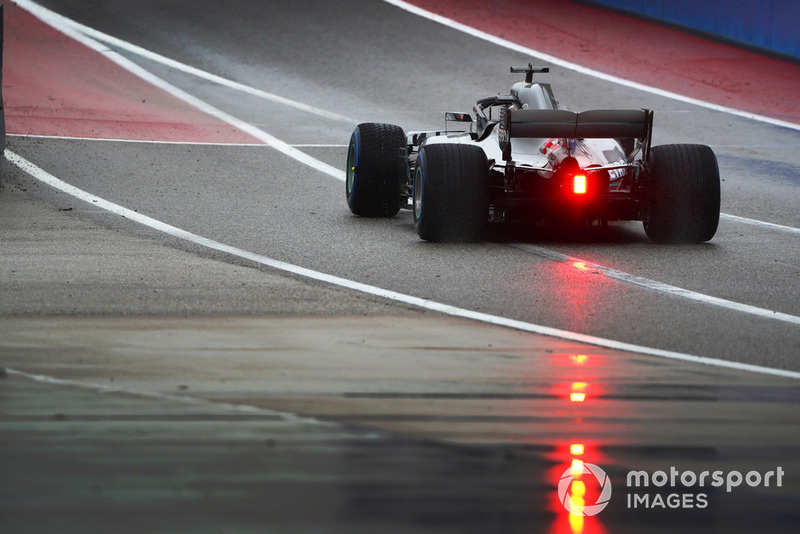Lewis Hamilton, Mercedes AMG F1 W09 EQ Power+, leaves the pit lane