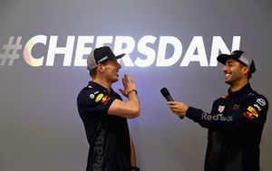 Max Verstappen, Red Bull Racing and Daniel Ricciardo, Red Bull Racing talk to the Red Bull Racing team