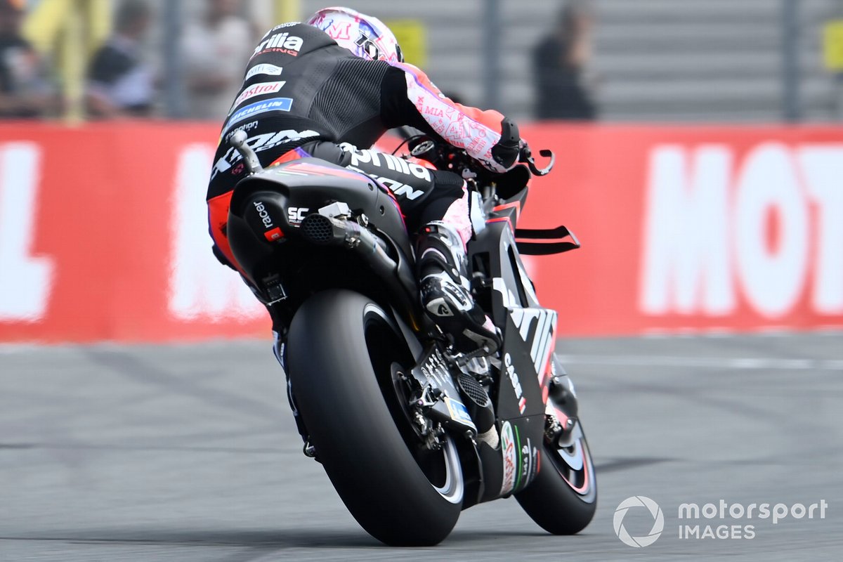 Aleix Espargaró, Aprilia Racing Team