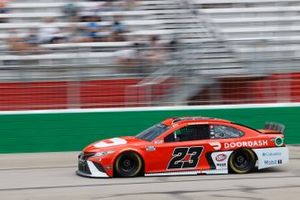 Bubba Wallace, 23XI Racing, Toyota Camry Door Dash