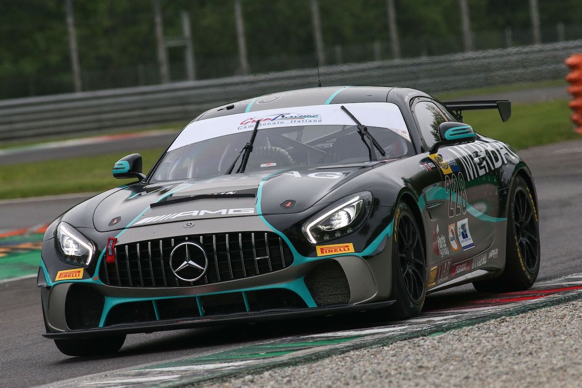 #228 Nova Race, Mercedes-AMG GT4: Fulvio Ferri, Andrea Gagliardini