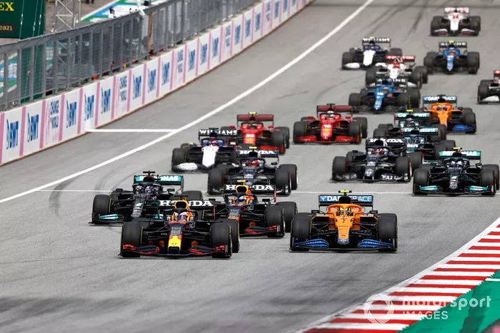Max Verstappen, Red Bull Racing RB16B, Lando Norris, McLaren MCL35M, Sergio Perez, Red Bull Racing RB16B, Lewis Hamilton, Mercedes W12, Valtteri Bottas, Mercedes W12, Pierre Gasly, AlphaTauri AT02