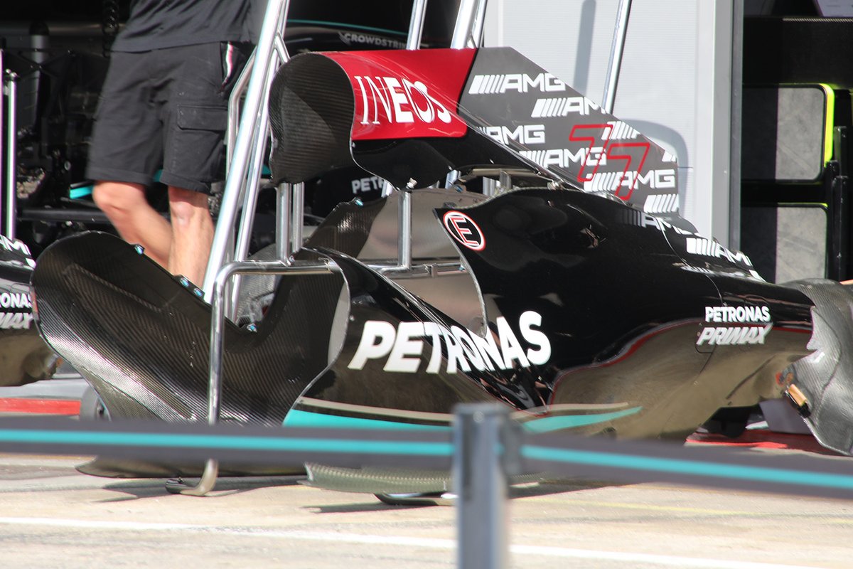 Carrocería del Mercedes W12