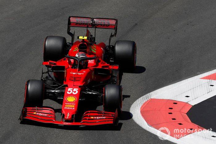 Carlos Sainz Jr., Ferrari SF21