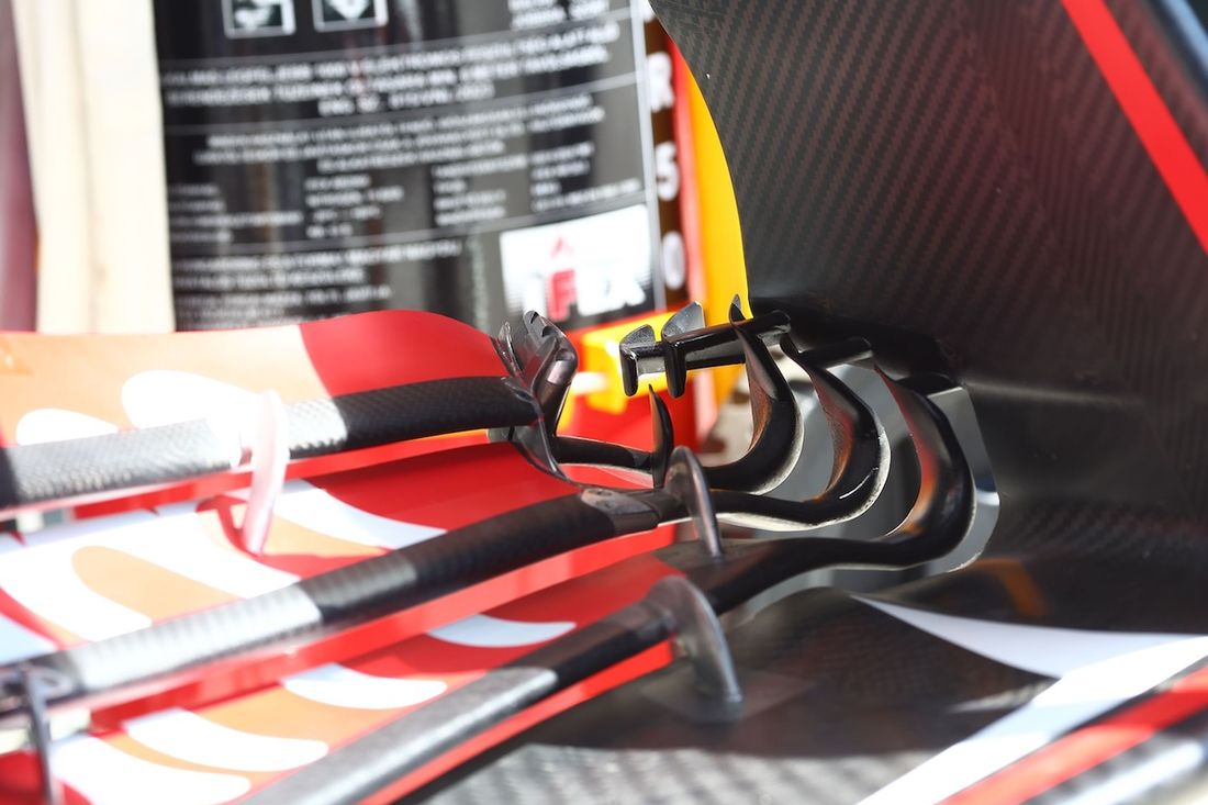 Haas VF-25 detalles técnicos