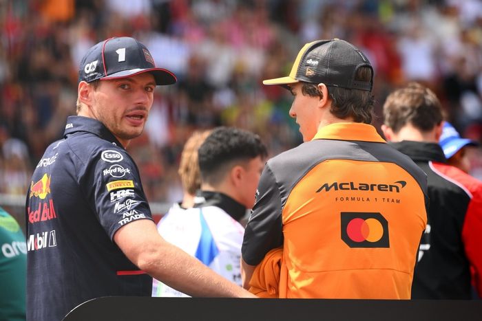 Oscar Piastri, McLaren, Max Verstappen, Red Bull Racing