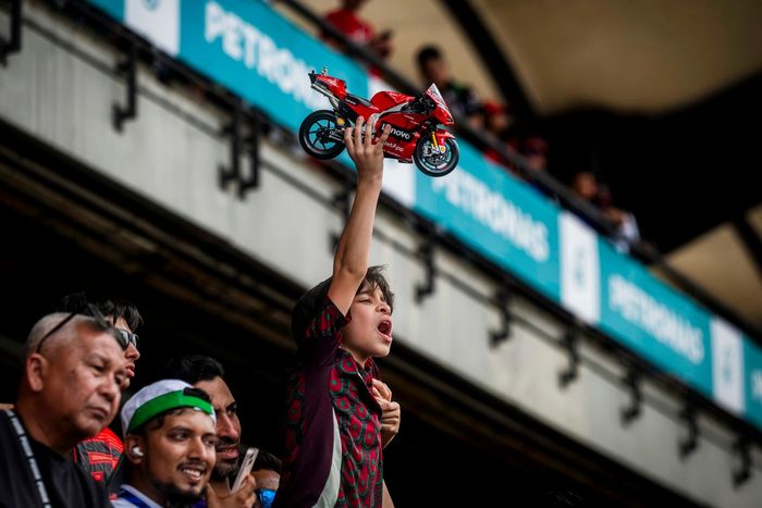 Франческо Баньяйя, фанат команды Ducati