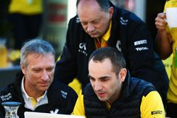 Guillaume Boisseau, Renault Group Brands Director with Frederic Vasseur, Renault Sport F1 Team Racing Director and Cyril Abiteboul, Renault Sport F1 Managing Director