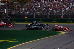 Sebastian Vettel, Ferrari SF16-H leads at the start of the race