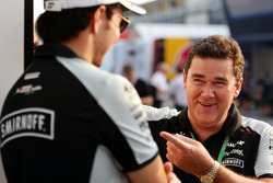 (L to R): Sergio Perez, Sahara Force India F1 with Steve Curnow, Sahara Force India F1 Team Commercial Director