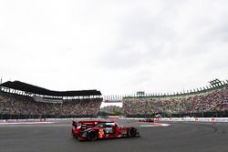 #8 Audi Sport Team Joest Audi R18 e-tron quattro: Lucas di Grassi, Loic Duval, Oliver Jarvis