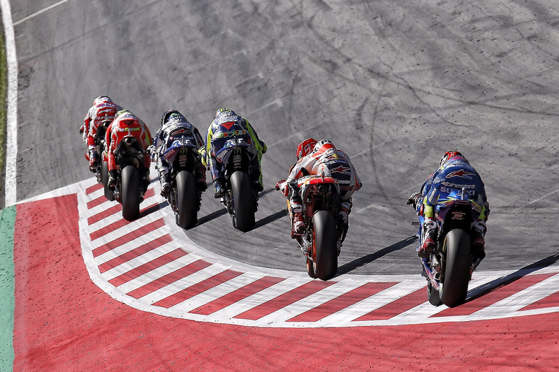 As duplas de Yamaha e Ducati se estabeleceram à frente de Márquez e Viñales.