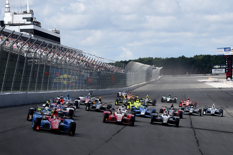 Partenza: Mikhail Aleshin, Schmidt Peterson Motorsports Honda al comando