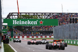 The grid personnel struggle to leave the grid
