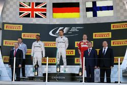 Podium: winner Nico Rosberg, Mercedes AMG F1 Team, second place Lewis Hamilton, Mercedes AMG F1 Team