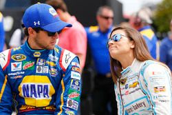 Chase Elliott, Hendrick Motorsports Chevrolet, Danica Patrick, Stewart-Haas Racing Chevrolet