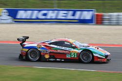 #51 AF Corse Ferrari 488 GTE: Gianmaria Bruni, James Calado