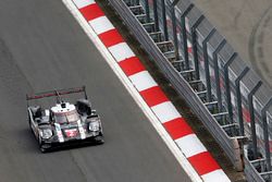 #2 Porsche Team Porsche 919 Hybrid: Romain Dumas, Neel Jani, Marc Lieb