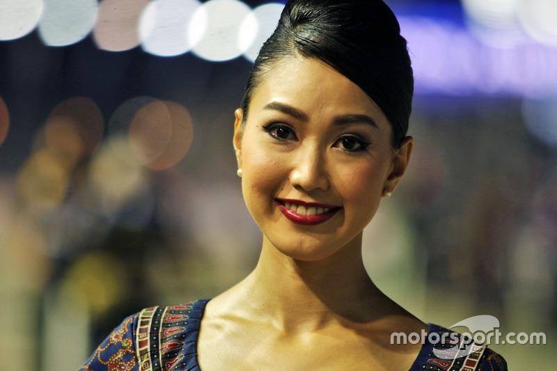 A grid girl