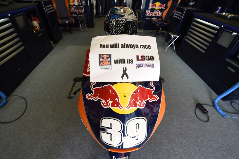 Red Bull KTM garage with Luis Salom bike