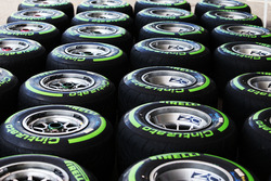 Des pneus Pirelli