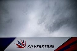 Silverstone, insegna