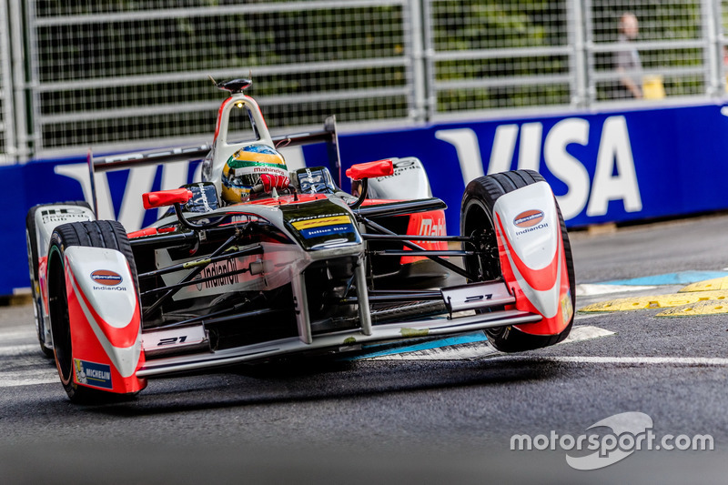 Bruno Senna, que largou em segundo, conseguiu se manter bem durante a corrida e terminou em segundo, obtendo o melhor resultado da carreira na F-E.