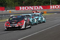 Kantadhee Kusiri, Eakie BBR Kaiten, Honda Civic TCR