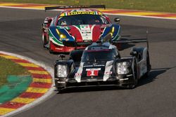 #1 Porsche Team Porsche 919 Hybrid: Timo Bernhard, Mark Webber, Brendon Hartley