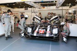 #2 Porsche Team Porsche 919 Hybrid: Romain Dumas, Neel Jani, Marc Lieb