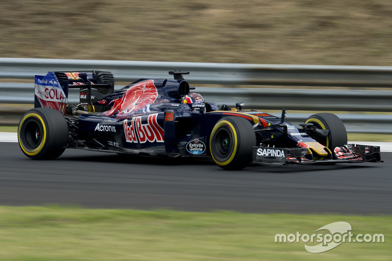2016 год. За рулем болида Toro Rosso STR11 по ходу гонки
